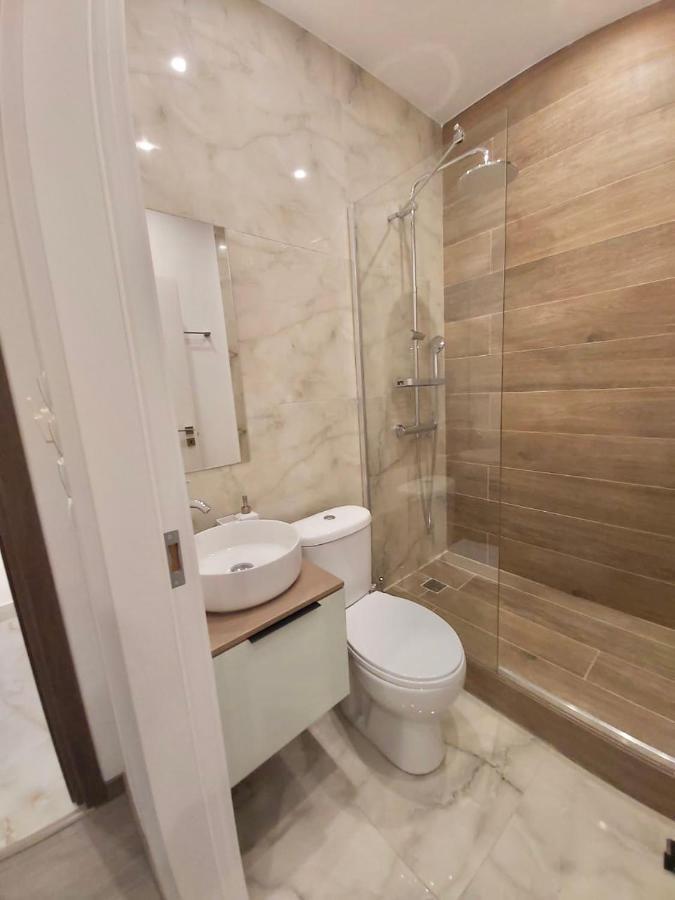 Real City Suites Syntagma เอเธนส์ ภายนอก รูปภาพ
