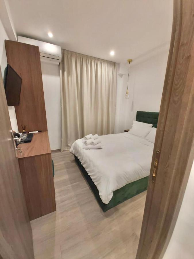 Real City Suites Syntagma เอเธนส์ ภายนอก รูปภาพ