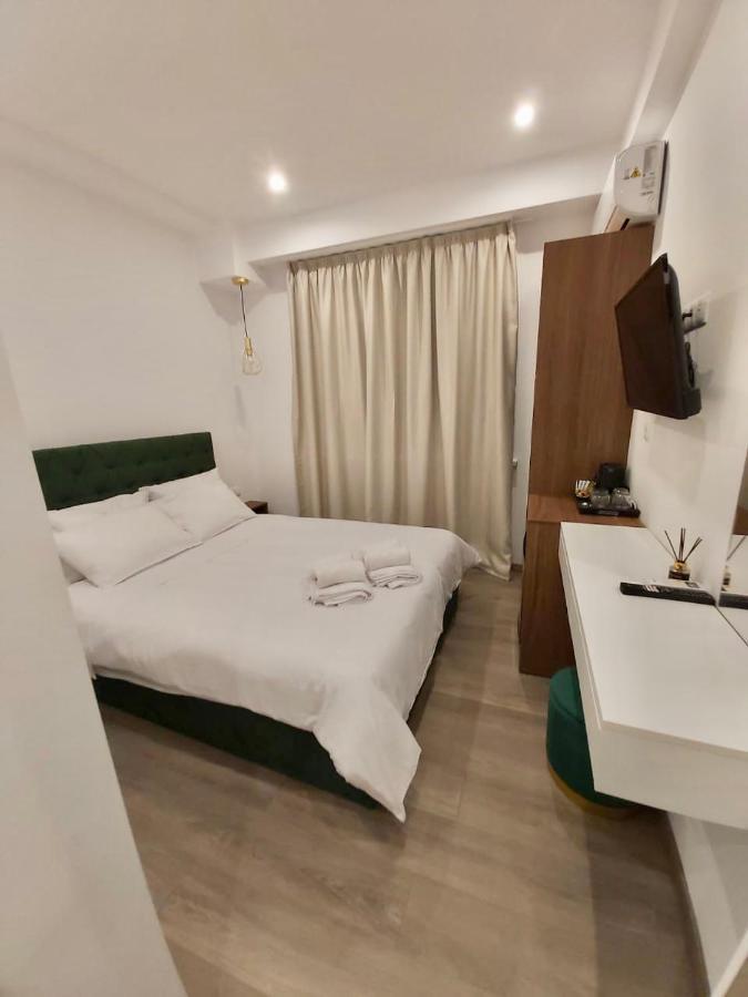 Real City Suites Syntagma เอเธนส์ ภายนอก รูปภาพ