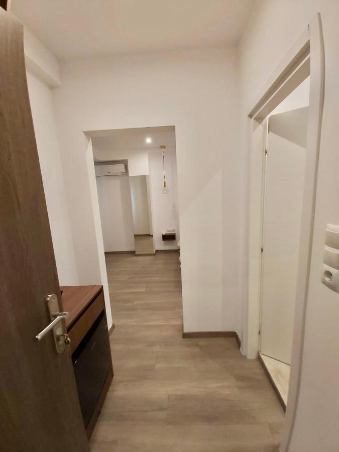 Real City Suites Syntagma เอเธนส์ ภายนอก รูปภาพ