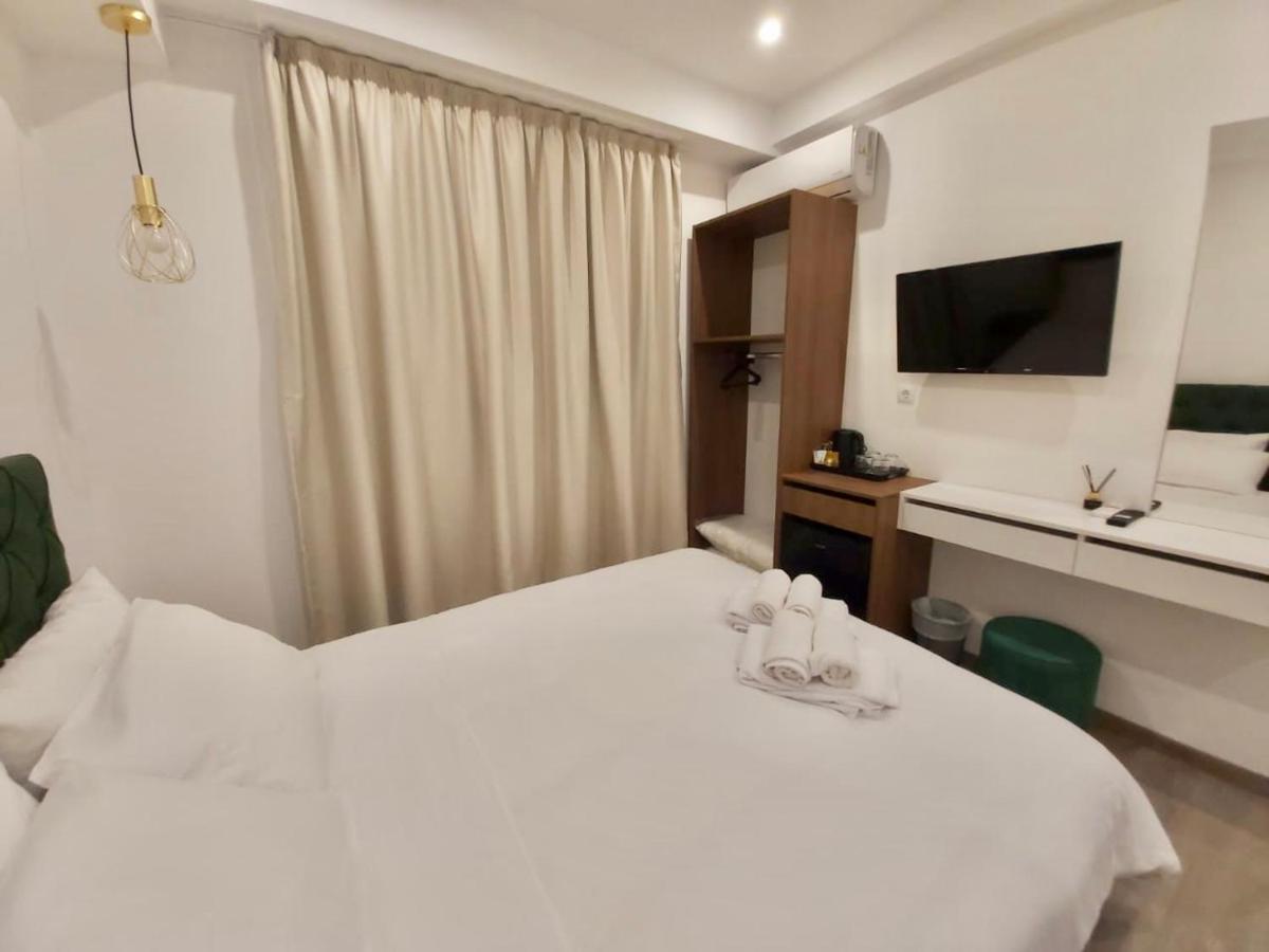 Real City Suites Syntagma เอเธนส์ ภายนอก รูปภาพ