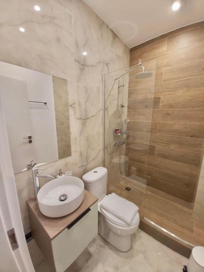 Real City Suites Syntagma เอเธนส์ ภายนอก รูปภาพ