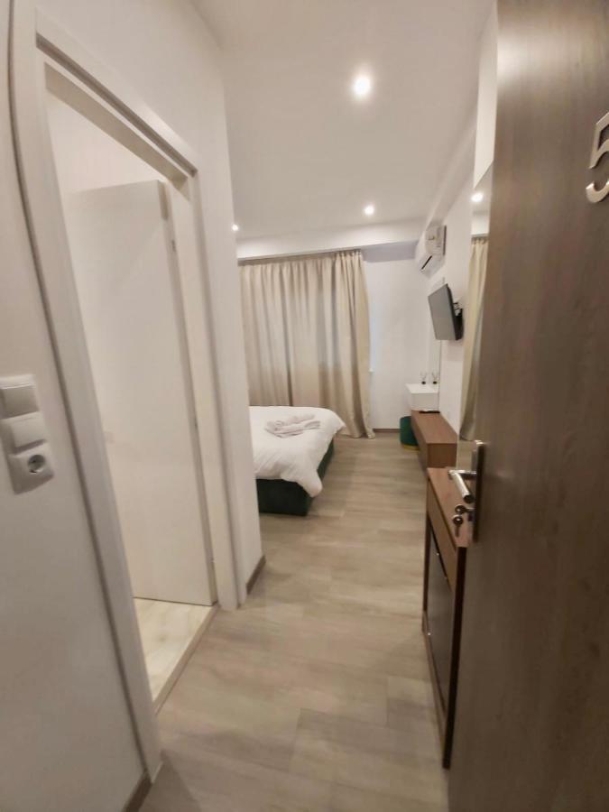 Real City Suites Syntagma เอเธนส์ ภายนอก รูปภาพ
