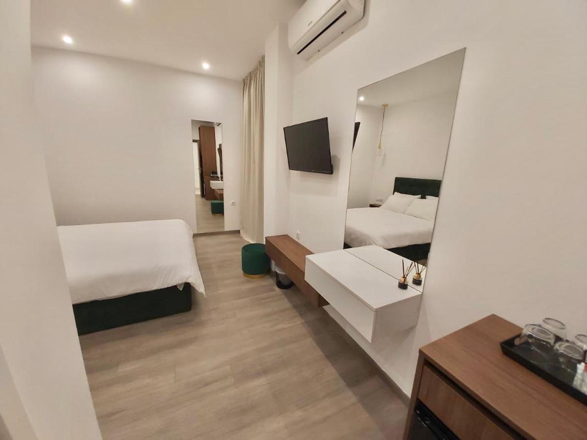 Real City Suites Syntagma เอเธนส์ ภายนอก รูปภาพ