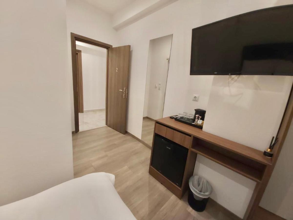 Real City Suites Syntagma เอเธนส์ ภายนอก รูปภาพ